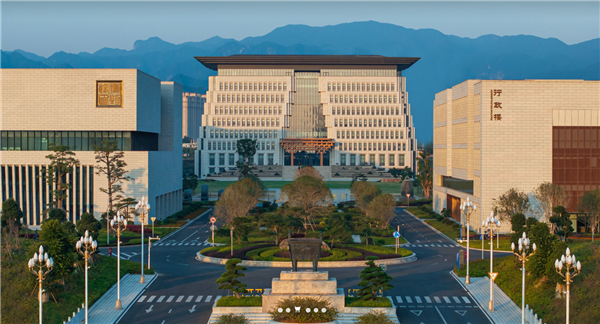 對標斯坦福！曹德旺：福耀科技大學將是中國科學家搖籃
